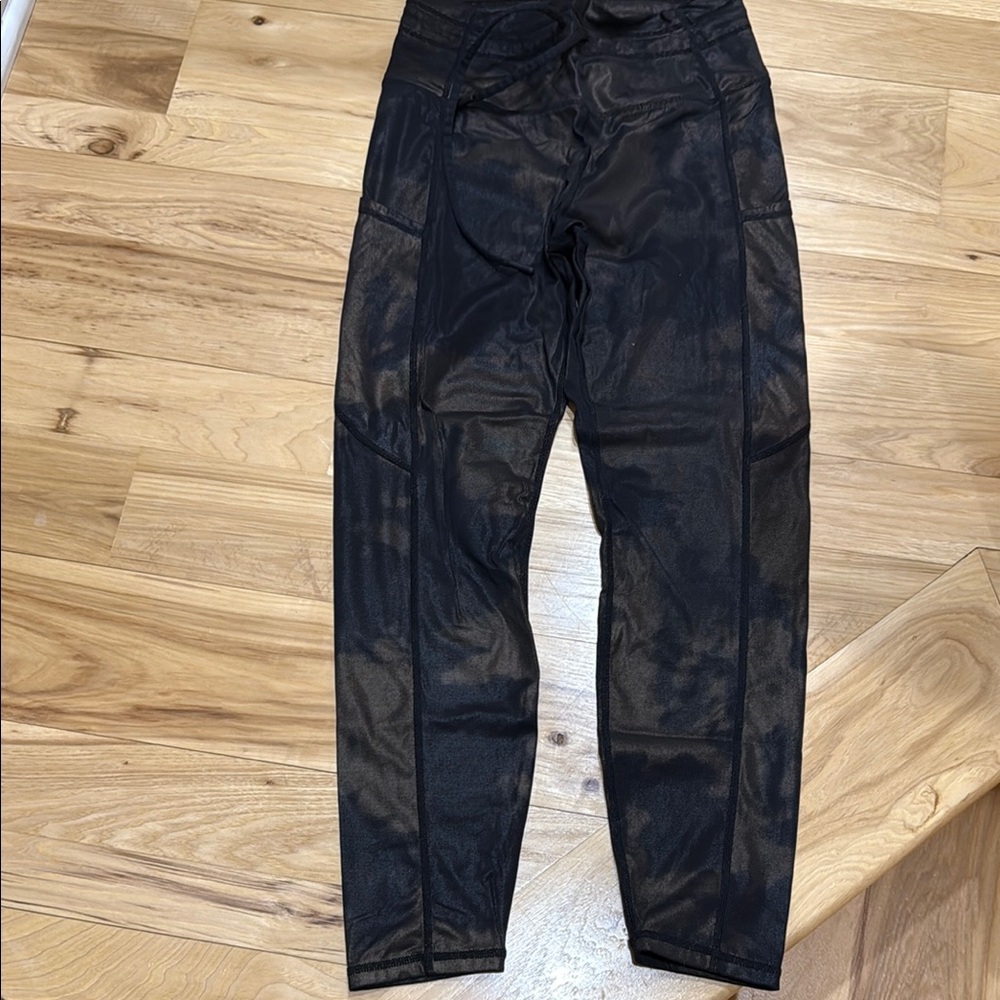 Zyia Black/Copper Athletic Pants